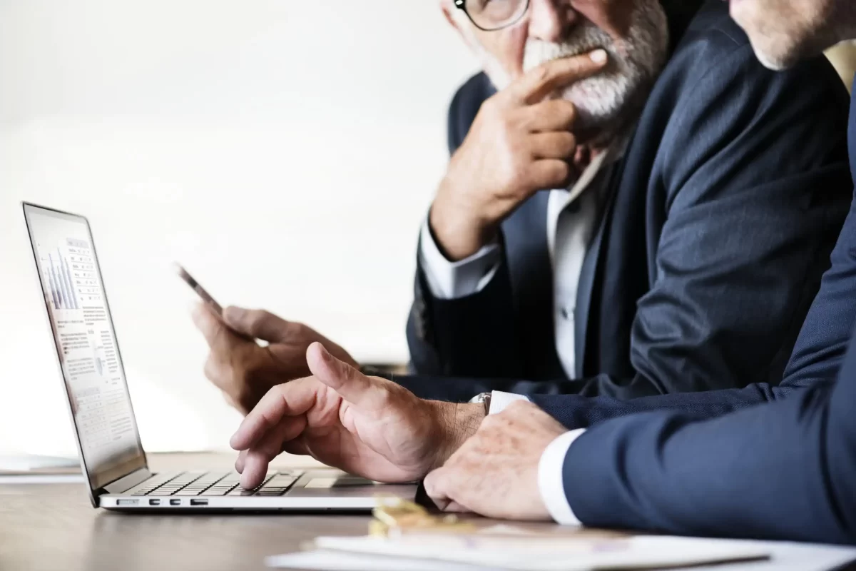 ¿Qué dicen las predicciones de Gartner para la inversión en tecnología en 2023?